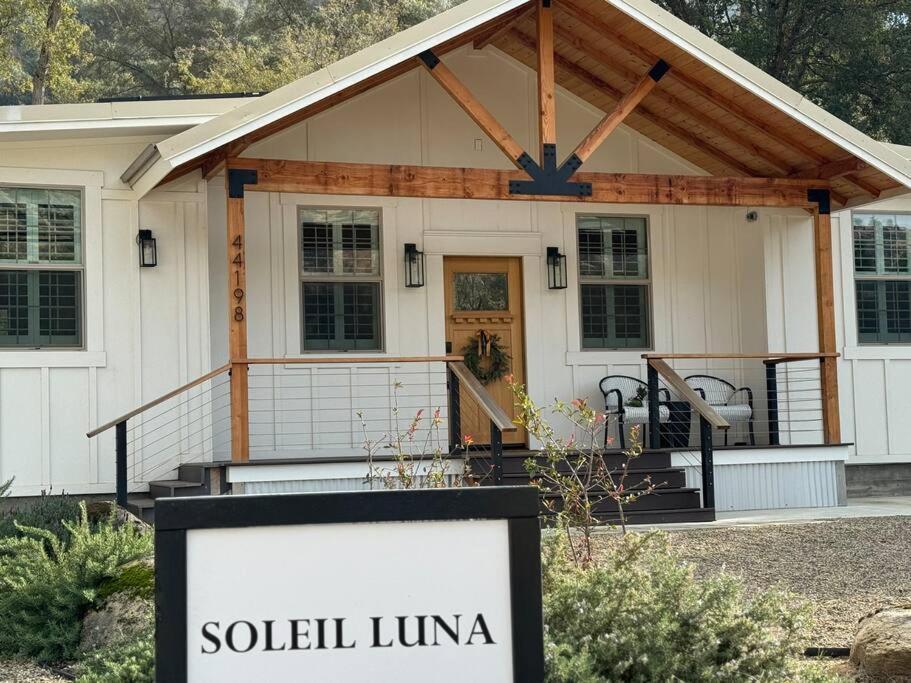 Soleil Luna 2 Miles From Sequoia Park Entrance Three Rivers Eksteriør billede